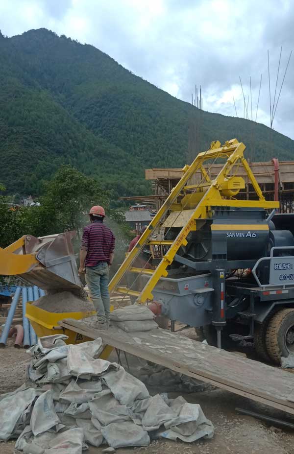 小型混凝土输送泵